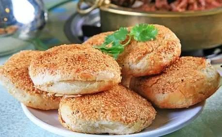 娱乐吃瓜酱烧饼视频